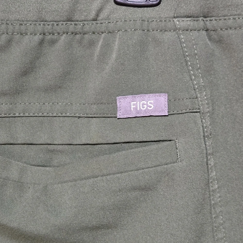 Figs Scrub Pants Mens M Tall Dark Moss Green Axim Cargo Straight Leg Classic Fit